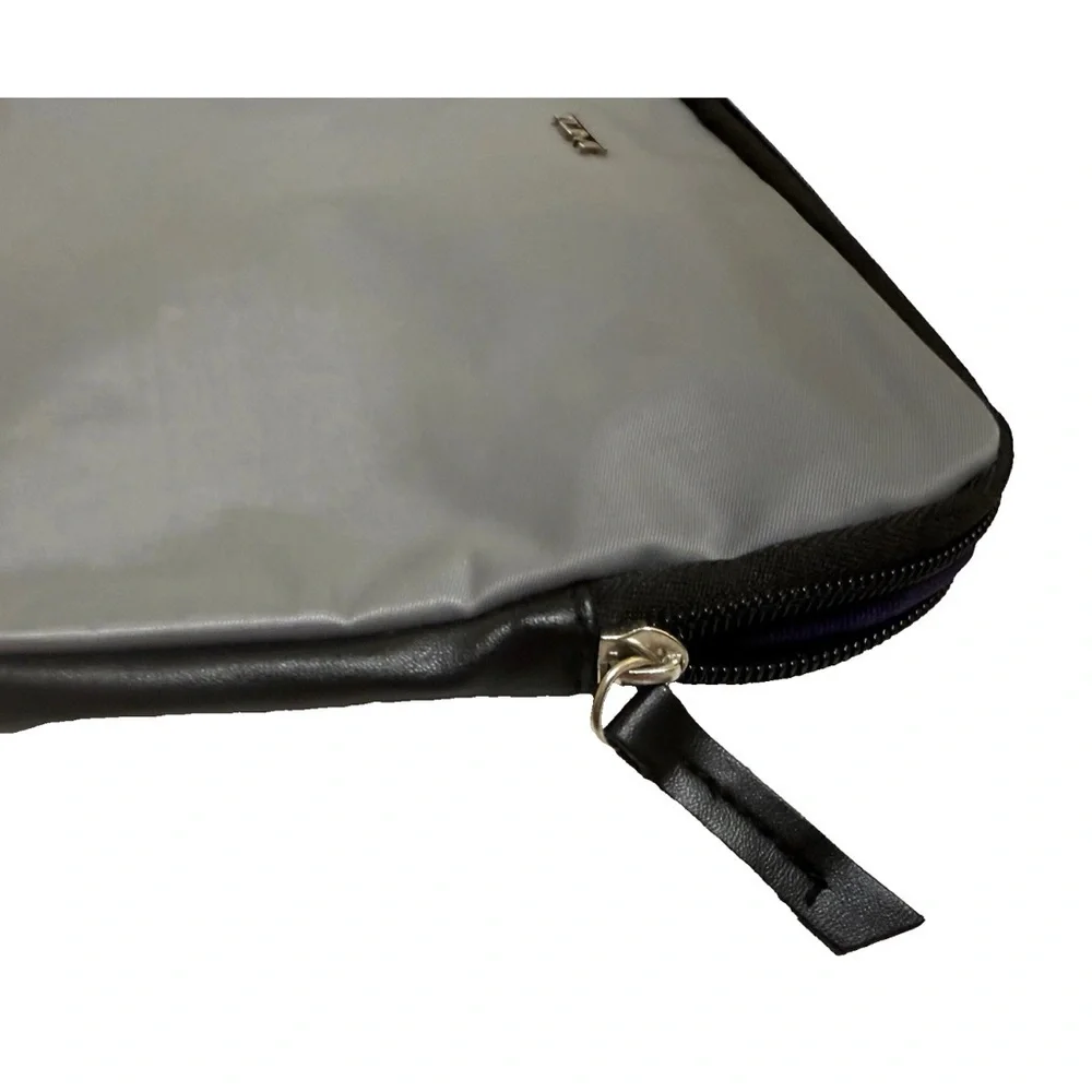 TUMI for Delta Small Gray Zip Pouch Travel Case Toiletry Storage Bag
